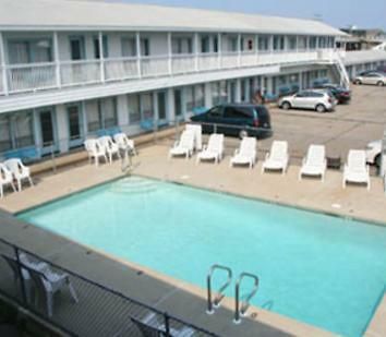 המפטון Dolphyn Motel מראה חיצוני תמונה